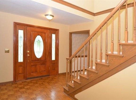 2nd image of 6459 Foxview Pl