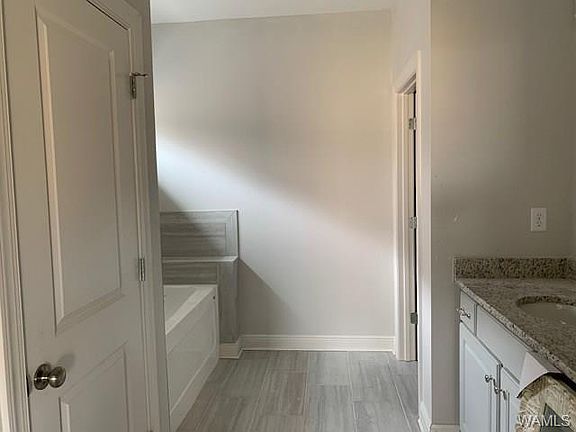 4th image of 13767 Highland Pointe Dr