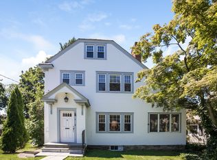 31 Calton Rd, New Rochelle, NY 10804