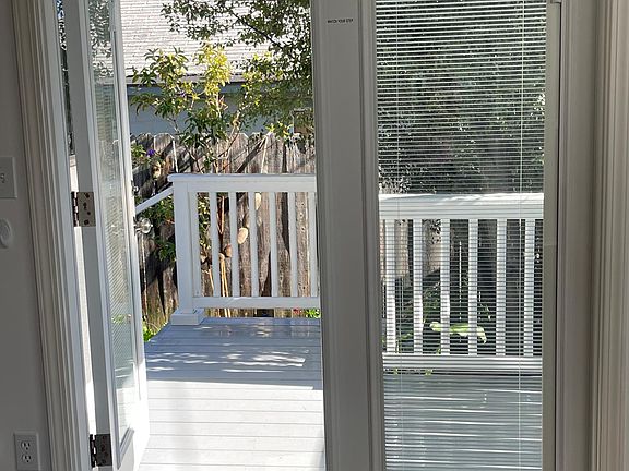 ...sunny, quiet and very peaceful space.