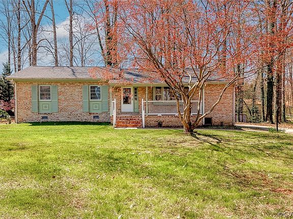3rd image of 15080 Horseshoe Bend Dr