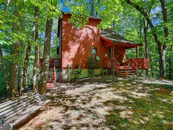 618 Bent Laurel Ridge Rd, Clayton, GA 30525