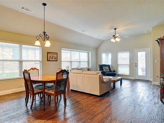 5th image of 1657 Sandle Wood Dr