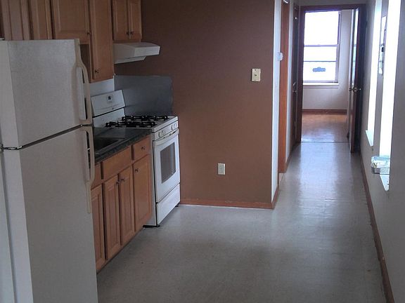 5th image of 527 Mercer St #3L