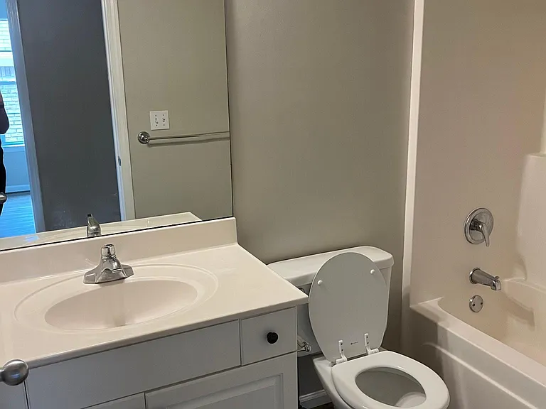 4812 Southern Oaks Ln — Photo 6