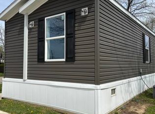 2800 W Memorial Dr #145, Muncie, IN 47302