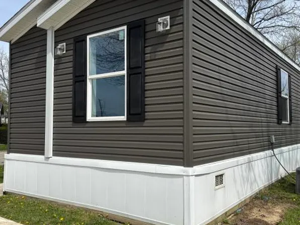 2800 W Memorial Dr #145, Muncie, IN 47302