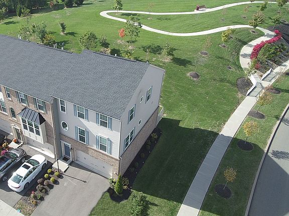 5th image of 145 Mews Ln