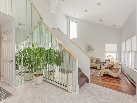 Entry Foyer