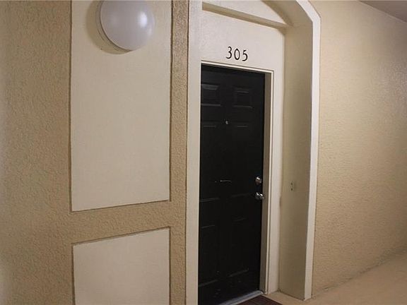 2nd image of 6451 Old Park Ln Unit 305