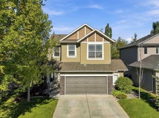38 SE Drake Landing Dr, Okotoks, AB T1S0B9