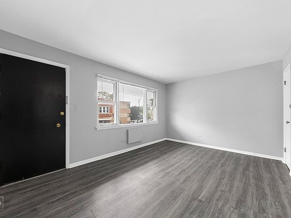 3rd image of 2600 S 59th Ave APT 2