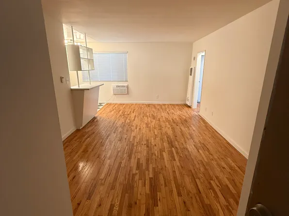 1120 N Curson Ave APT 7, West Hollywood, CA 90046