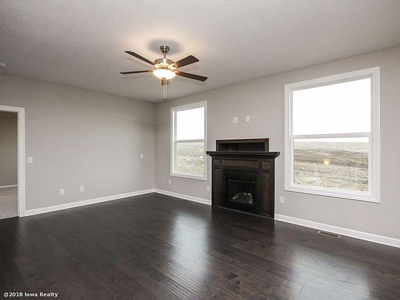 4th image of 404 N 18th St