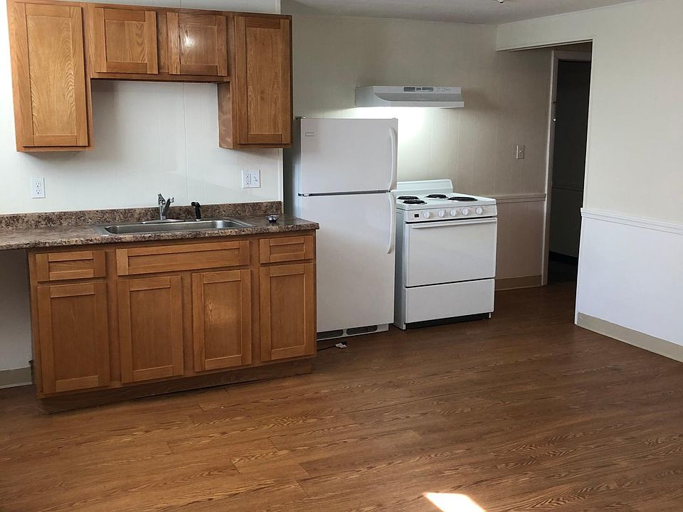 1st image of 27 Dexter Ct #B2