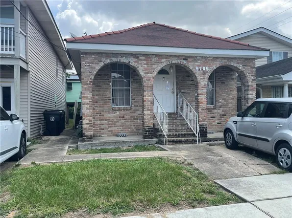 5705 Lafaye St, New Orleans, LA 70122