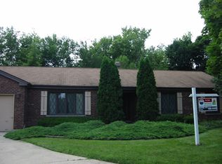118 Plymouth Ct, Bartlett, IL 60103