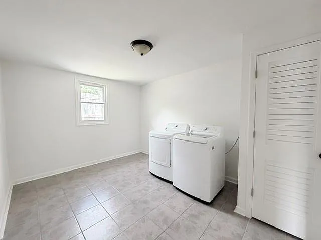 309 Duplessis St — Photo 5