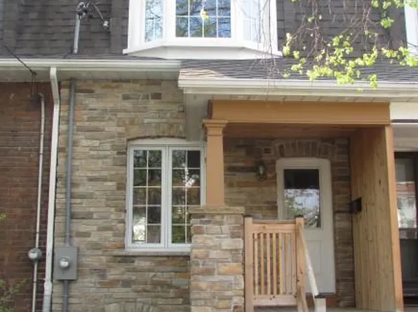 19 Ashland Ave, Toronto, ON M4L 1J9