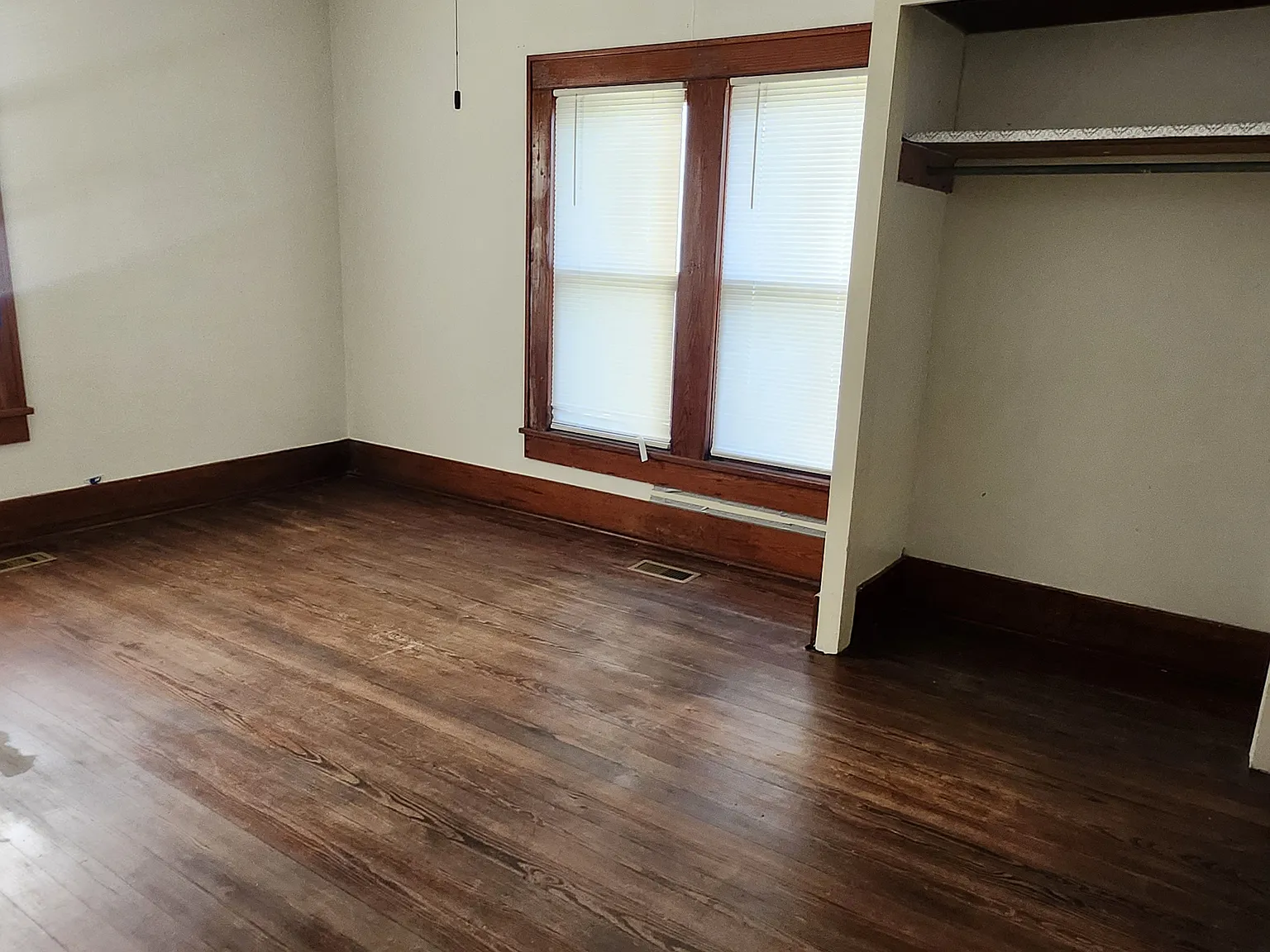 2 bed, 1.5 bath, 1088 sqft, $1,200 — Photo 4