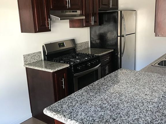 2nd image of 1101 E Ocean Blvd Unit 15