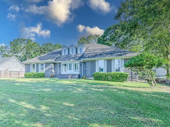 1437 Shoreline Dr., Myrtle Beach, SC 29577