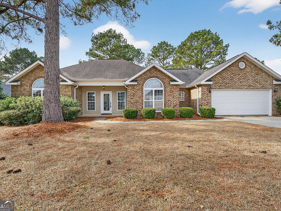 1st image of 303 Winthrop Ct