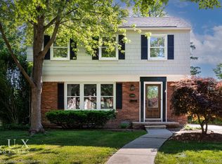 1389 Audubon Rd, Grosse Pointe Park, MI 48230