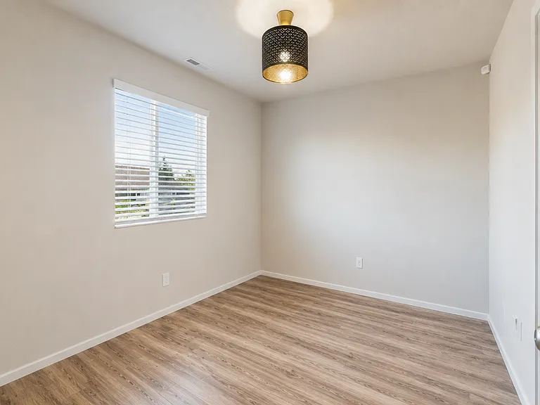 17355 NW Shackelford Rd — Photo 3