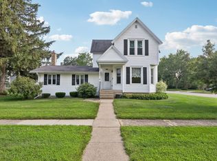 712 Polk St, Sauk City, WI 53583