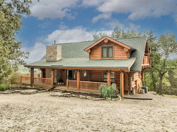 8300 Simpson Hill Dr, Cedar Hill, MO 63016