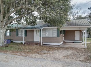 109 Levis Ln, Raceland, LA 70394