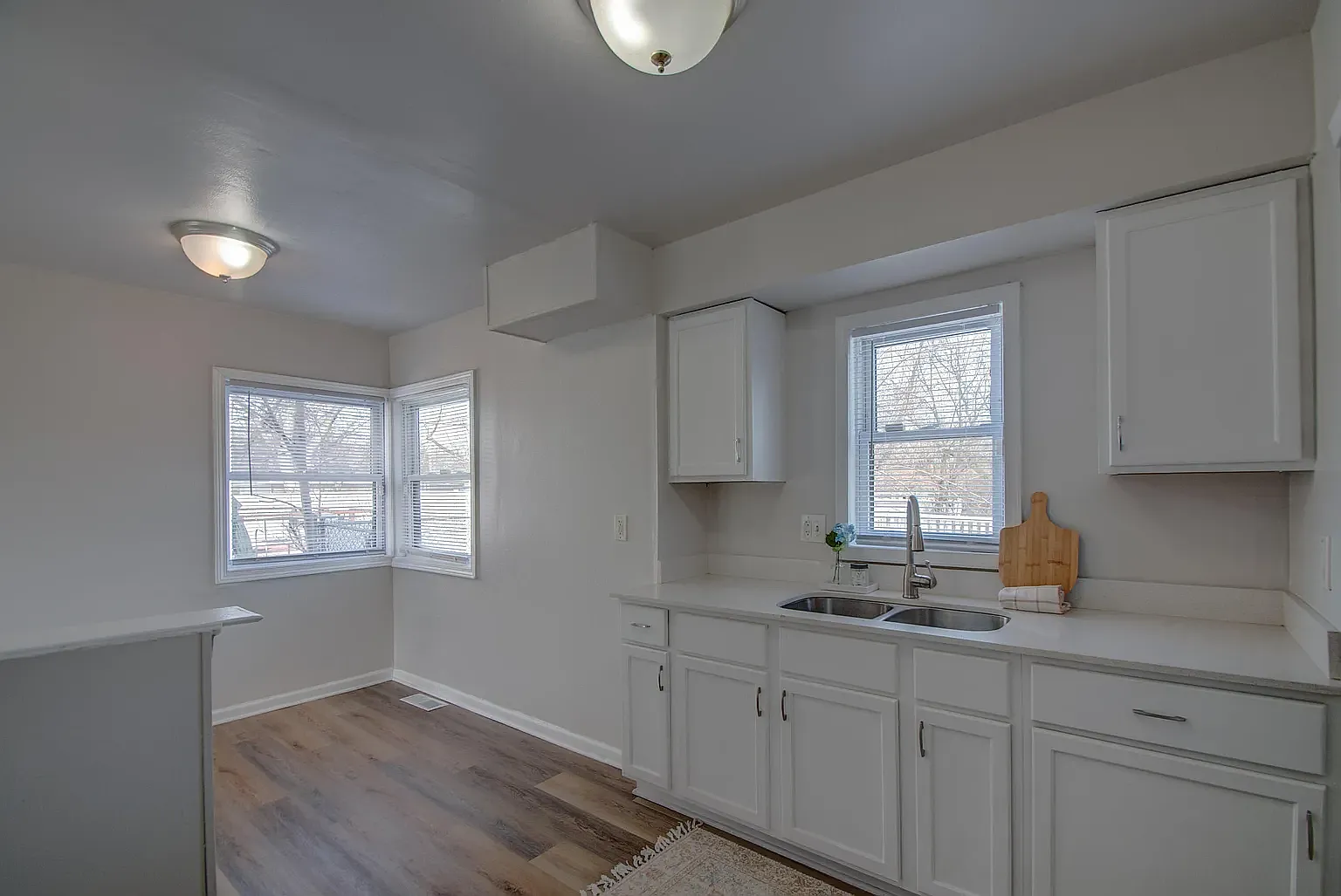 4 bed, 1894 sqft, $2,000 — Photo 3