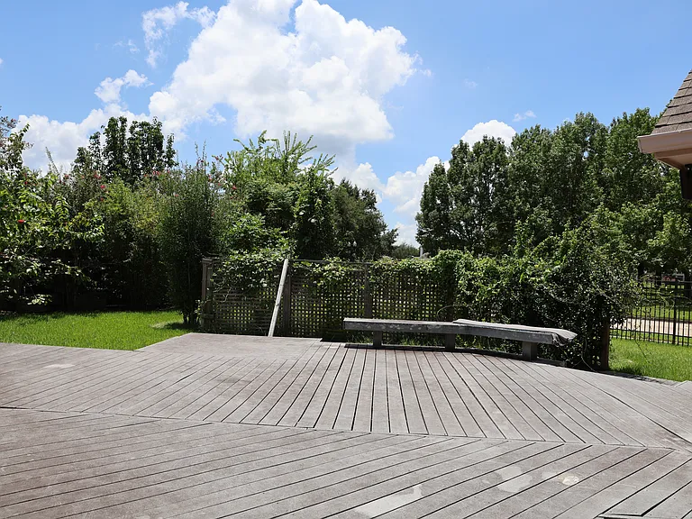 4323 Lakeside Meadow Dr — Photo 26