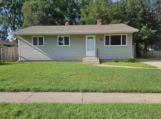 2008 Winters Dr, Loves Park, IL 61111