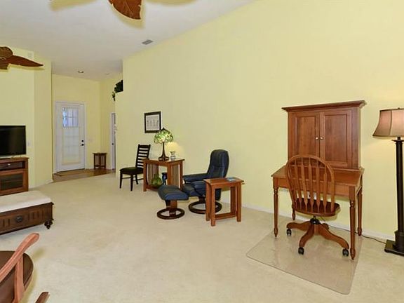 5th image of 162 Tall Trees Ct