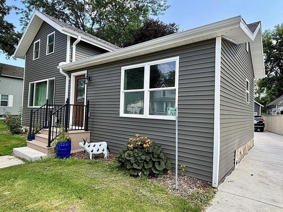1st image of W1293 Marietta AVENUE