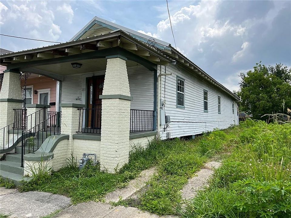 1st image of 2119 Louisa St