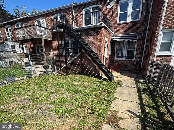 3rd image of 1805 E 33rd St
