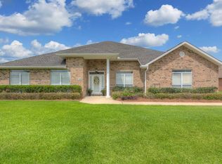 1777 Brightleaf Cir, Cantonment, FL 32533
