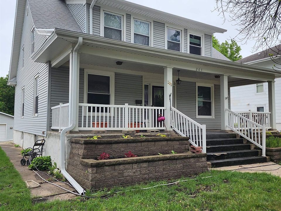 1st image of 203 S Wooster St