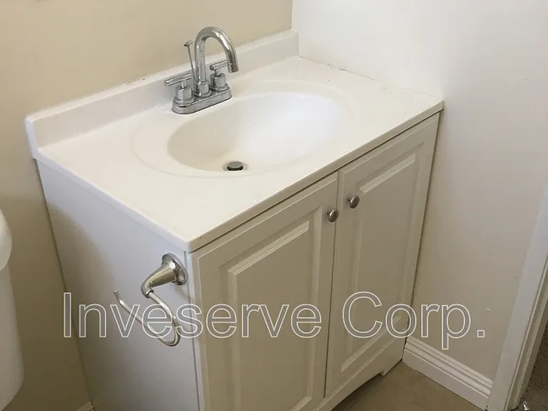 908 Edith Ave #B — Photo 6