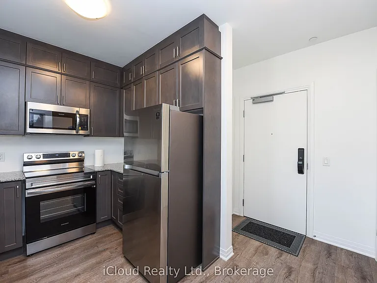 95 Dundas St W #4 — Photo 21