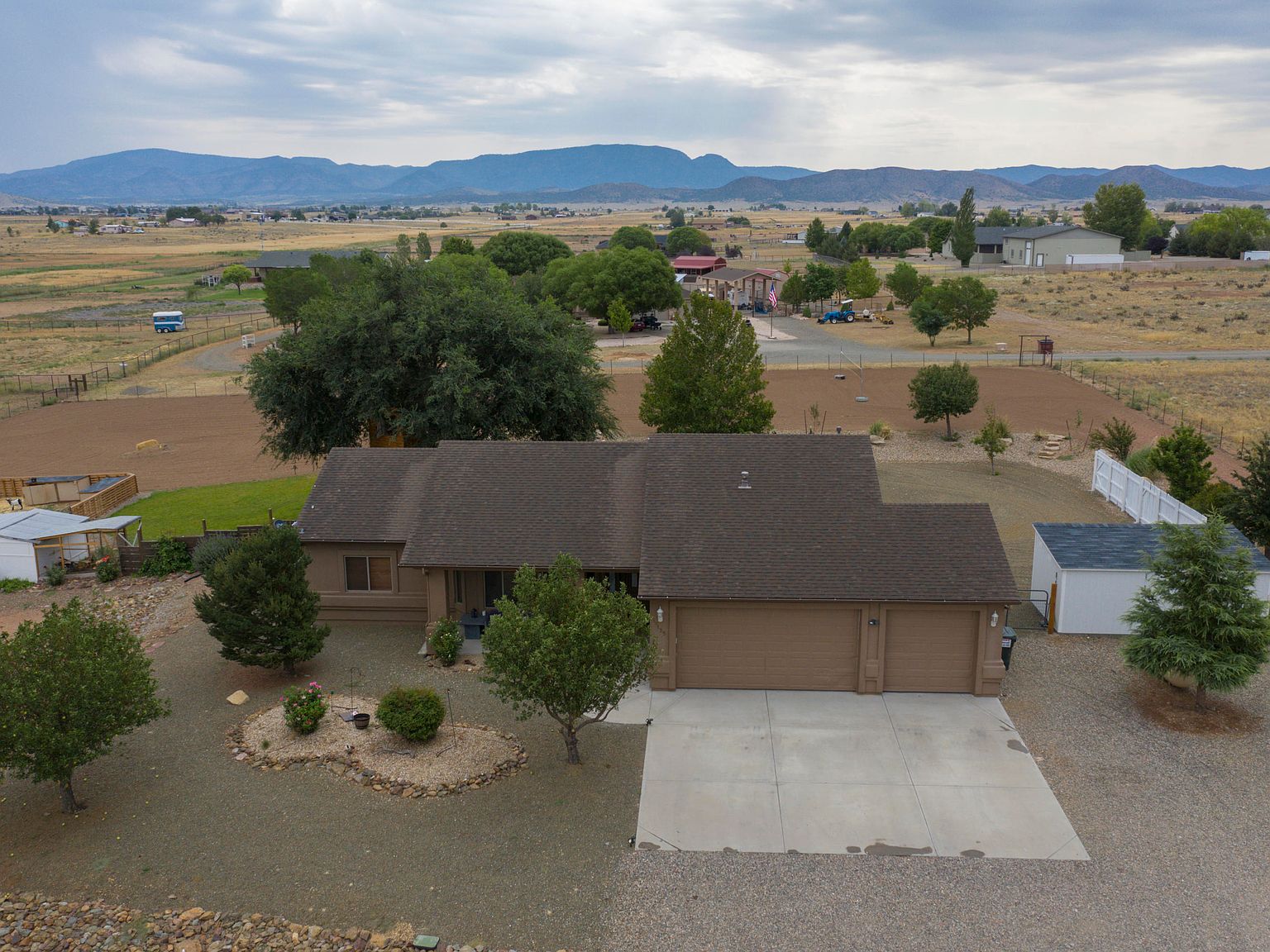 10135 N Antelope Meadows Dr, Prescott Valley, AZ 86315 Zillow