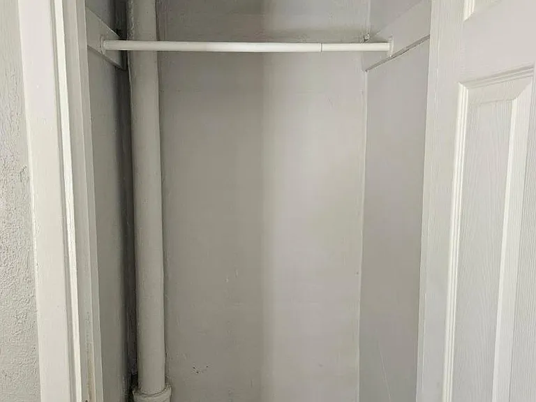 Unit Photo