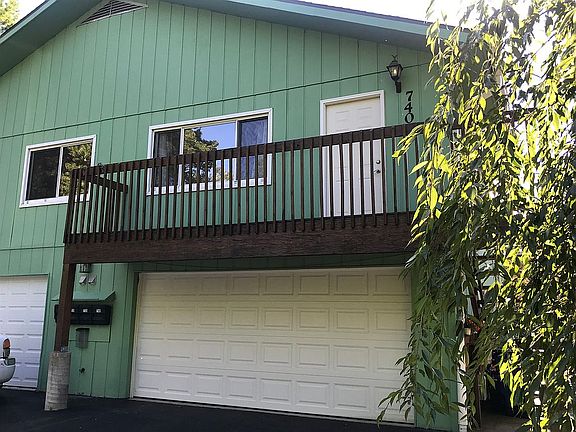 2nd image of 740 River Oaks Dr
