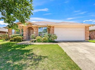 7610 Northpoint Dr, Rowlett, TX 75089