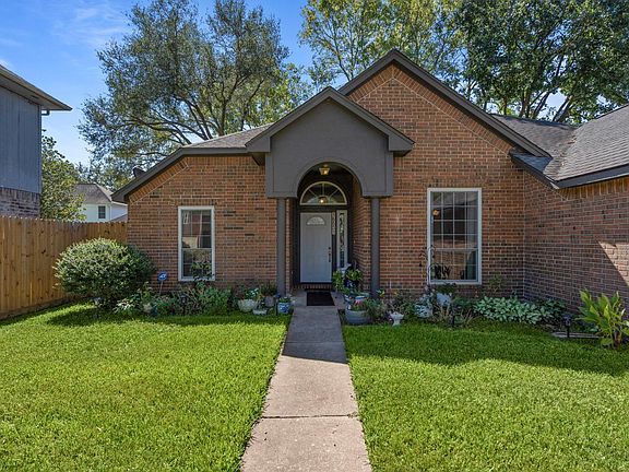 3rd image of 16531 Tranquil Drive