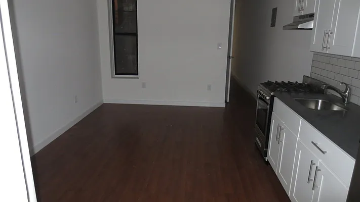 Rented by Bohemia Realty Group | media 14