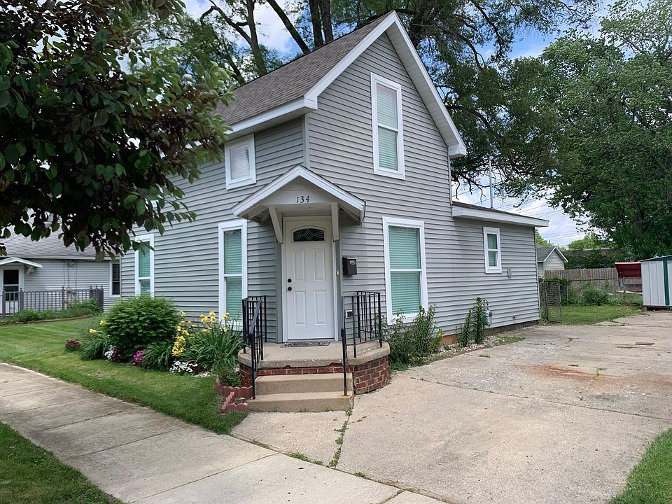 1st image of 134 Arcade Ave #134